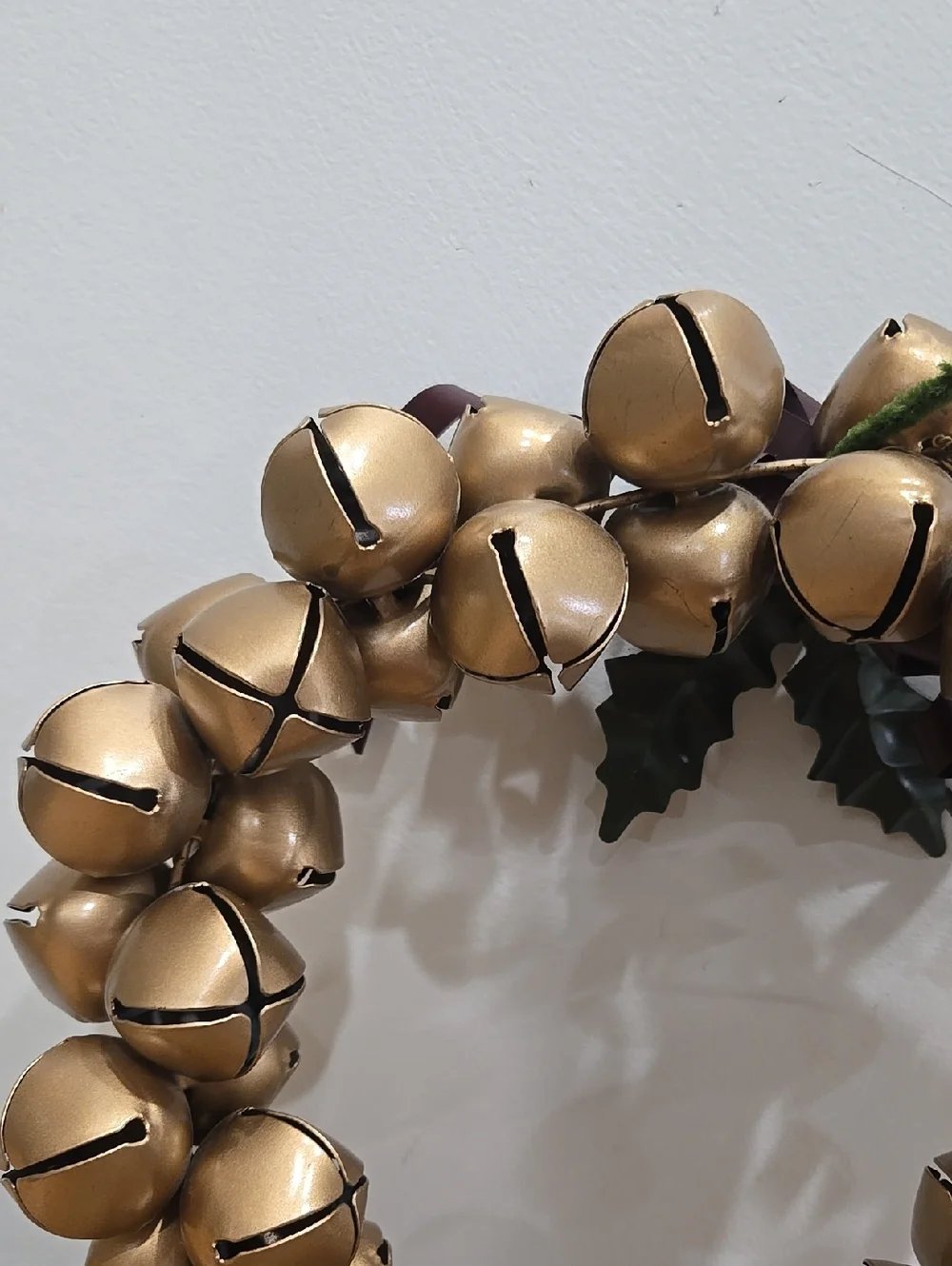 Vintage Christmas Jingle Bell Metal Hanging Wreath